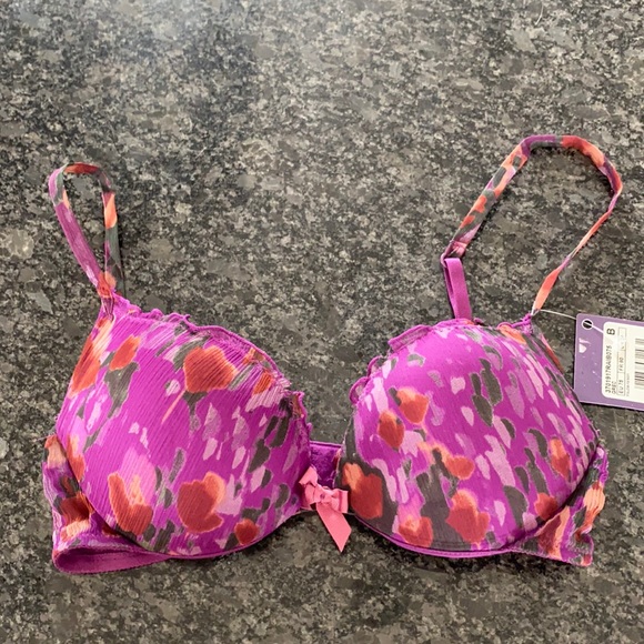 Women’s bra - Picture 1 of 3